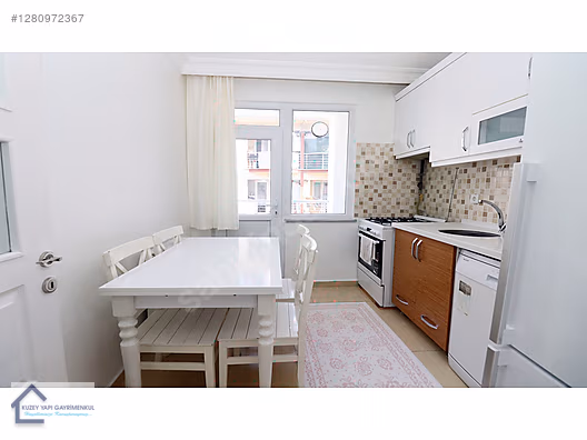 KİRALIK 1+1 EŞYALI , METROBÜSE 6 DK YÜRÜME MESAFESİNDE