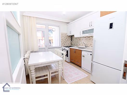 KİRALIK 1+1 EŞYALI , METROBÜSE 6 DK YÜRÜME MESAFESİNDE